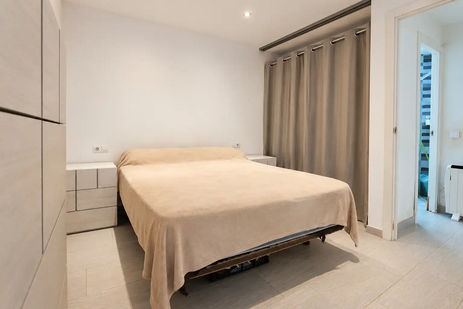Habitación de Piso en venta en La Pineda