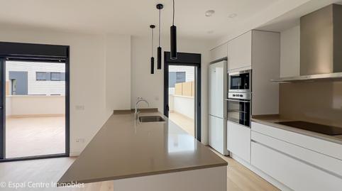 Foto 4 de Planta baixa en venda a Carrer del Poeta López Picó, Vallirana, Barcelona