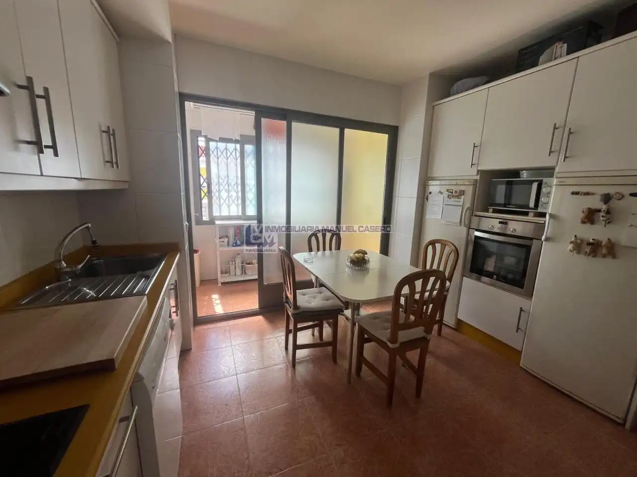 Kitchen of Flat for sale in Cáceres  with Air Conditioner, Heating and Parquet flooring