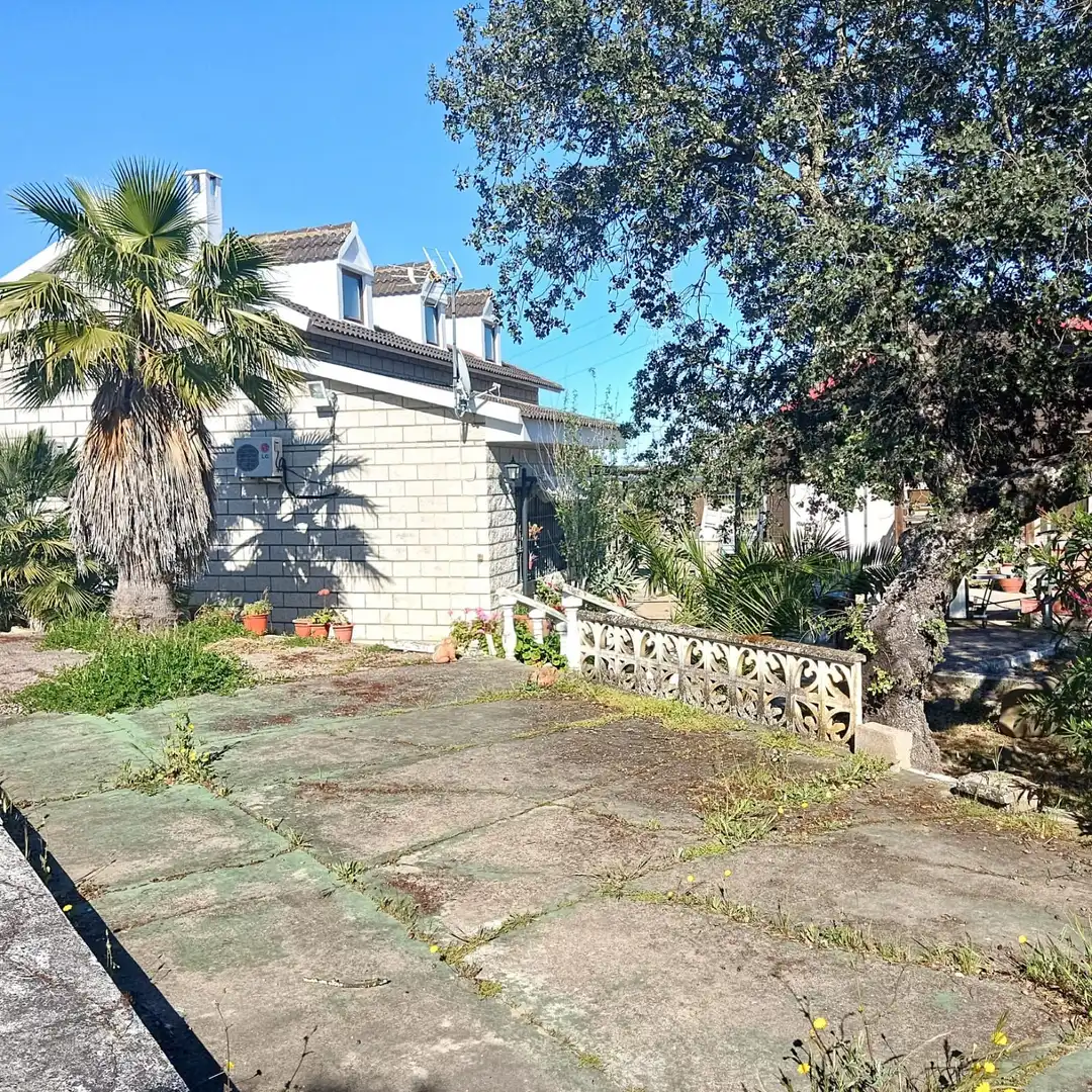 Vista exterior de Casa o xalet en venda en Valverde de Mérida amb Aire condicionat