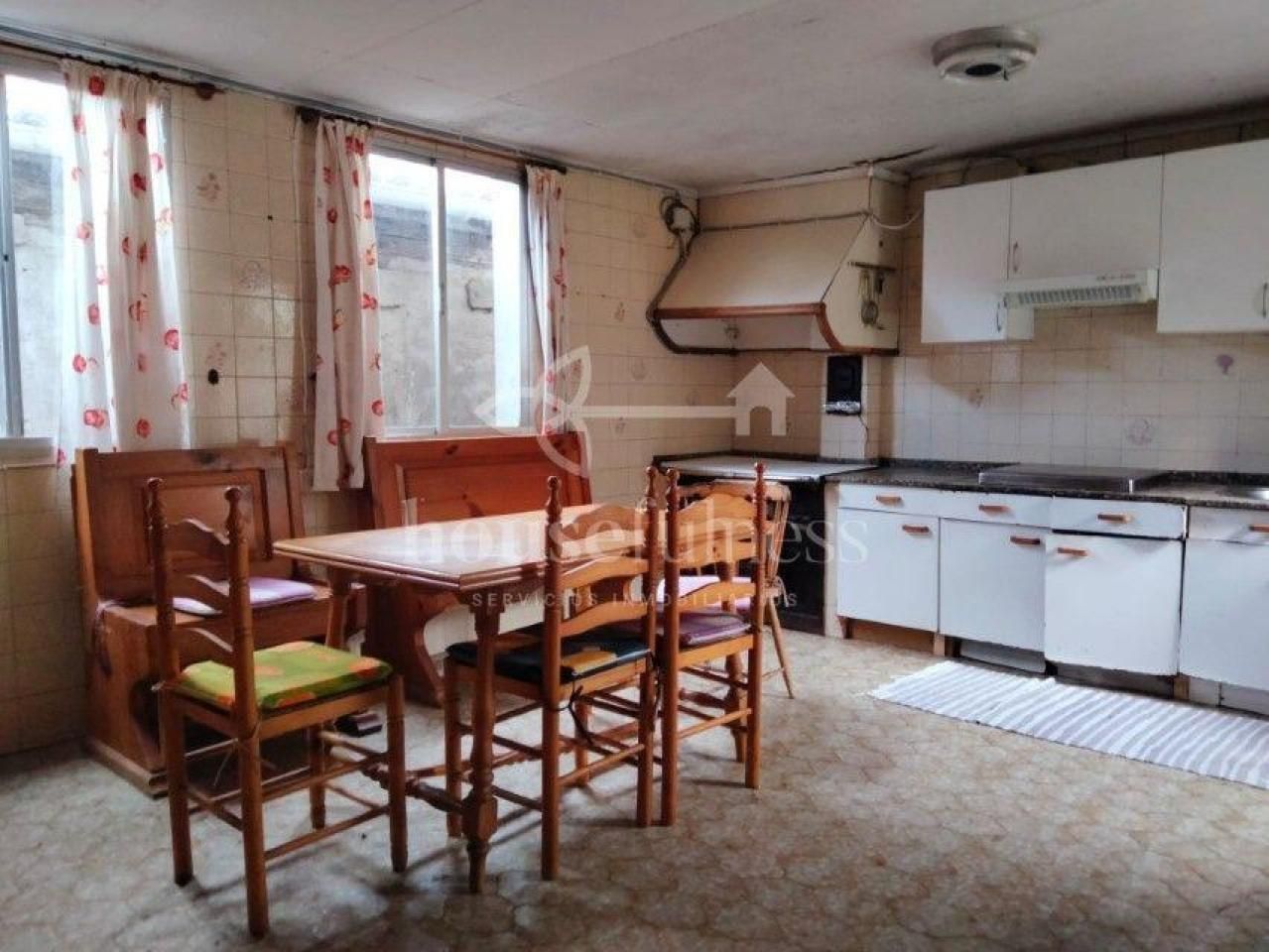 Kitchen of Single-family semi-detached for sale in Pontedeume  with Heating and Storage room
