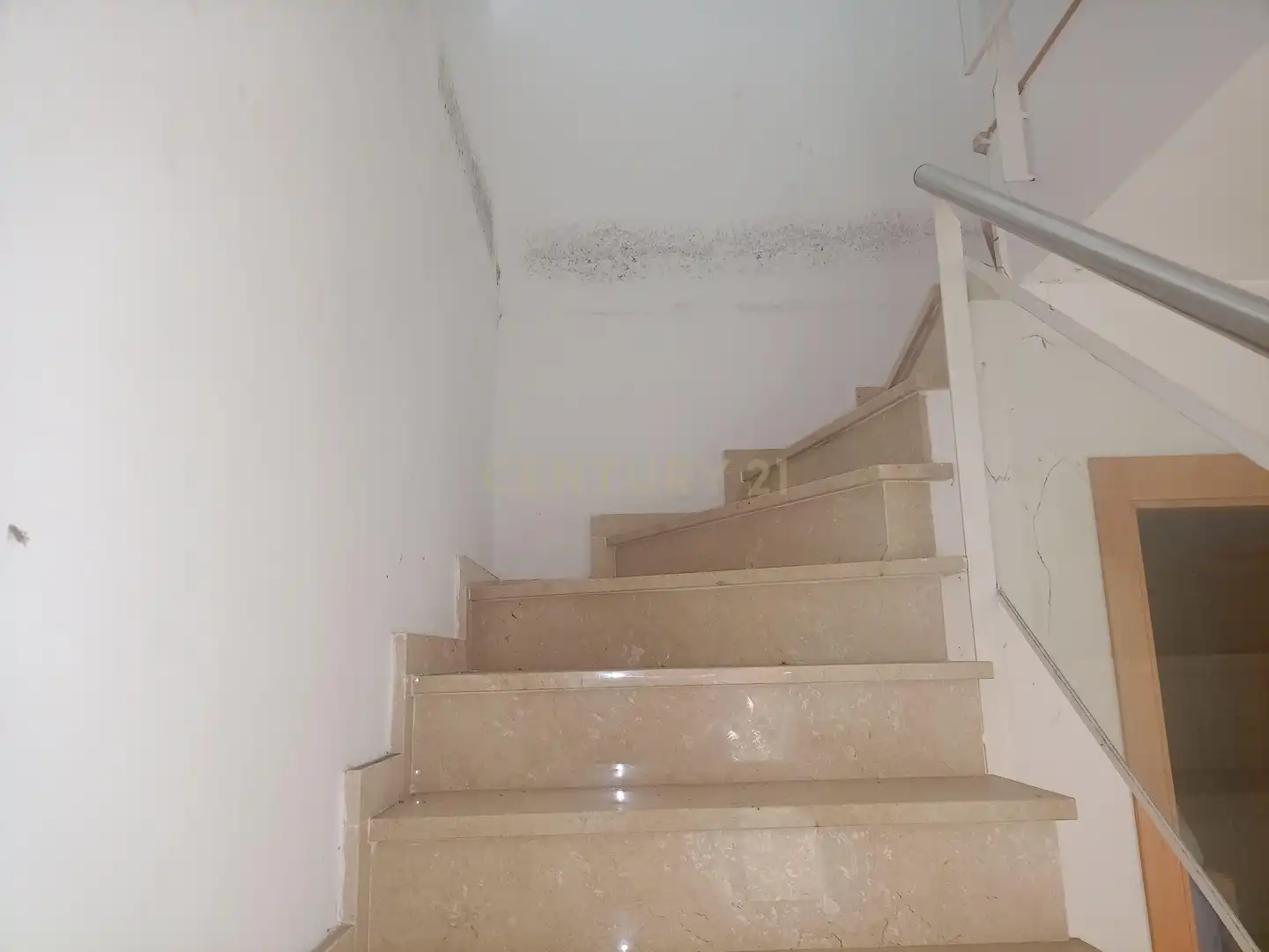 Houses for sale in Chiva  with Private garden, Storage room and Balcony