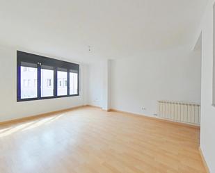 Living room of Flat for sale in Girona Capital