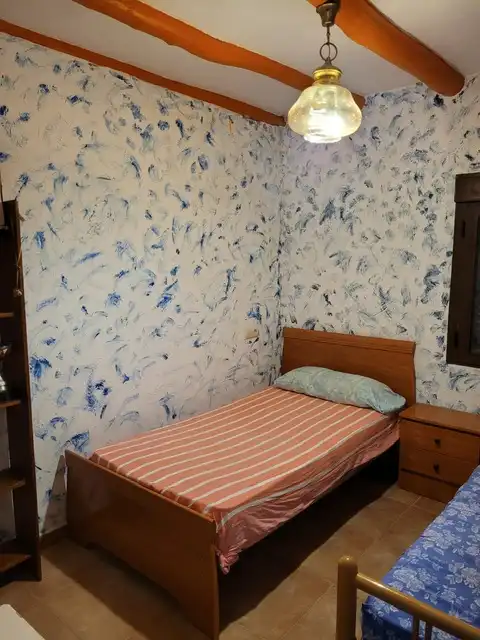 Dormitori de Casa o xalet en venda en El Bonillo amb Aire condicionat, Calefacció i Moblat