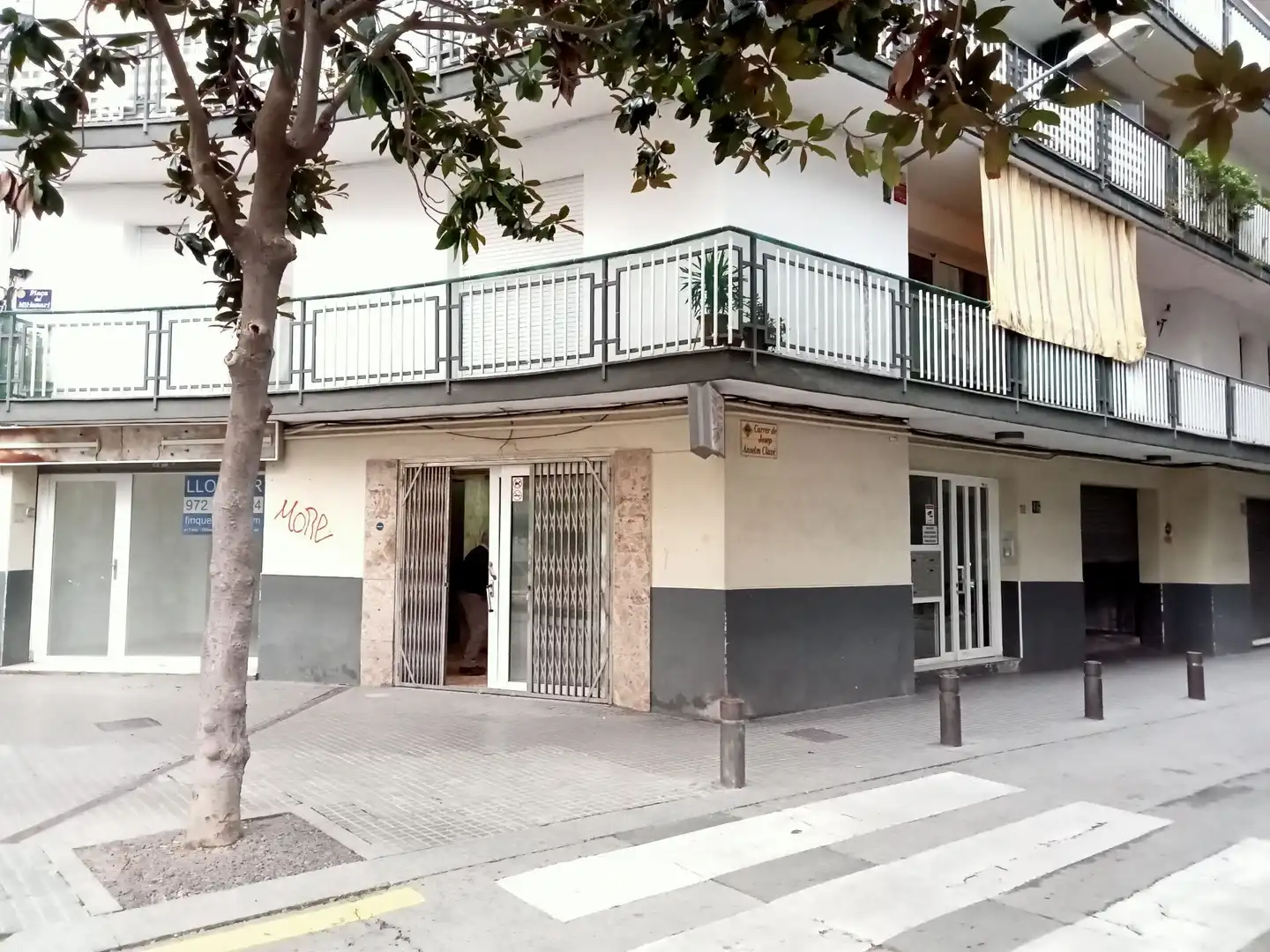 Business premises for sale in Centre