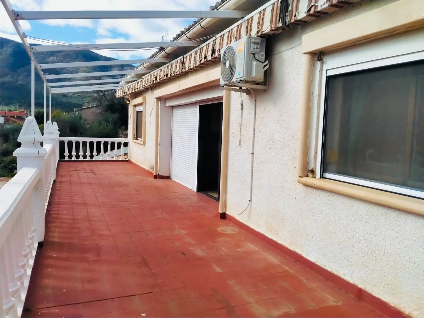 Vista exterior de Casa o chalet en venta en Parcent con Aire acondicionado, Calefacción y Jardín privado