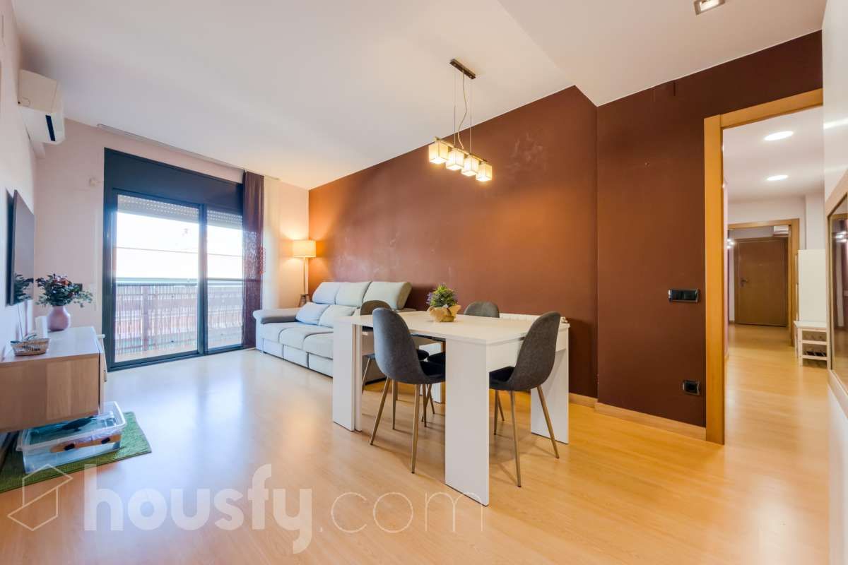 Sala de estar de Piso en venta en Badalona con Aire acondicionado, Calefacción y Parquet