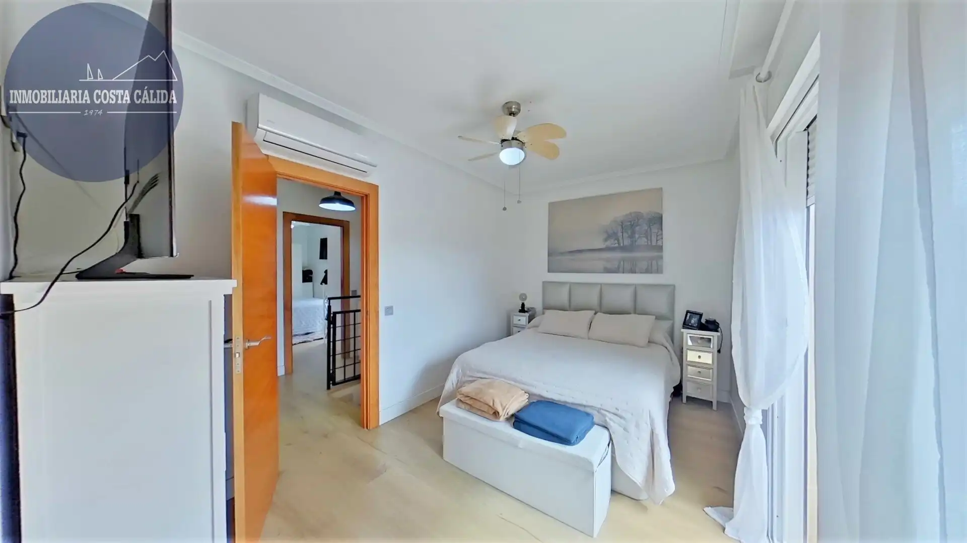 Schlafzimmer von Einfamilien-Reihenhaus zum Verkauf in Águilas mit Klimaanlage, Heizung und Privatgarten