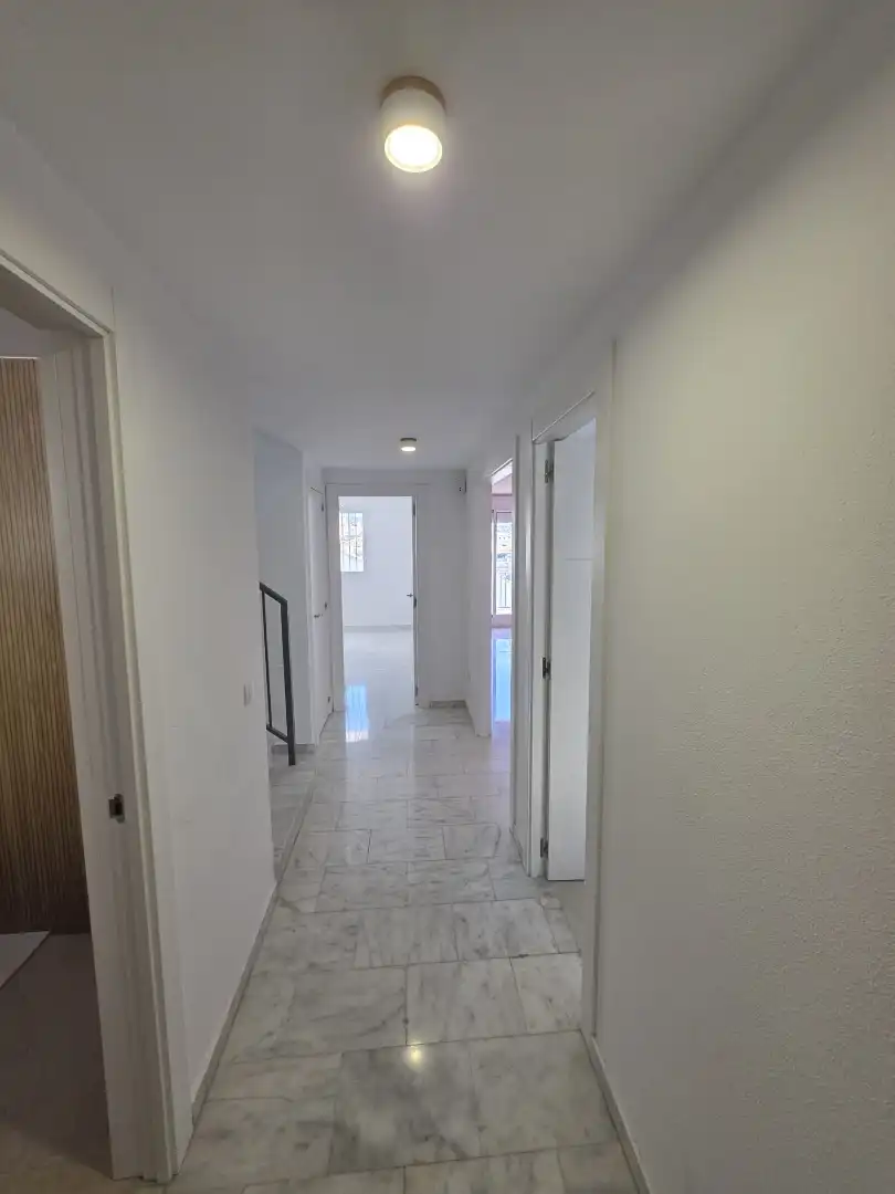 Casa adosada en venda en Benalmádena amb Aire condicionat, Jardí privat i Terrassa