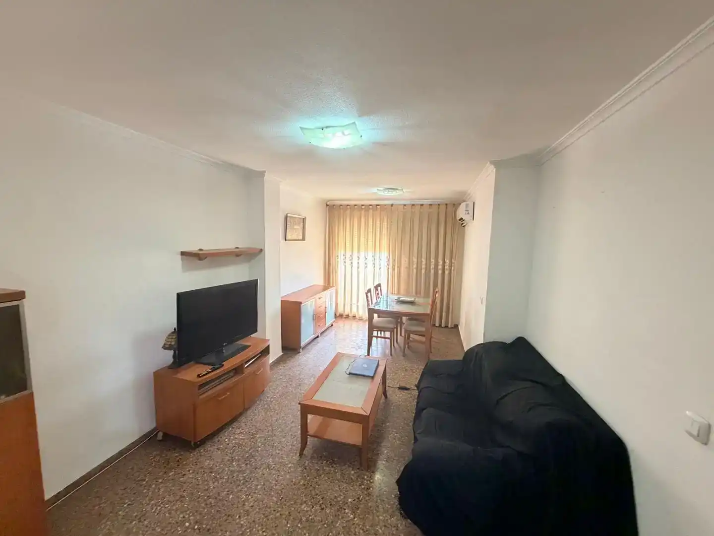 Sala d'estar de Pis en venda en Silla amb Aire condicionat, Terrassa i Balcó