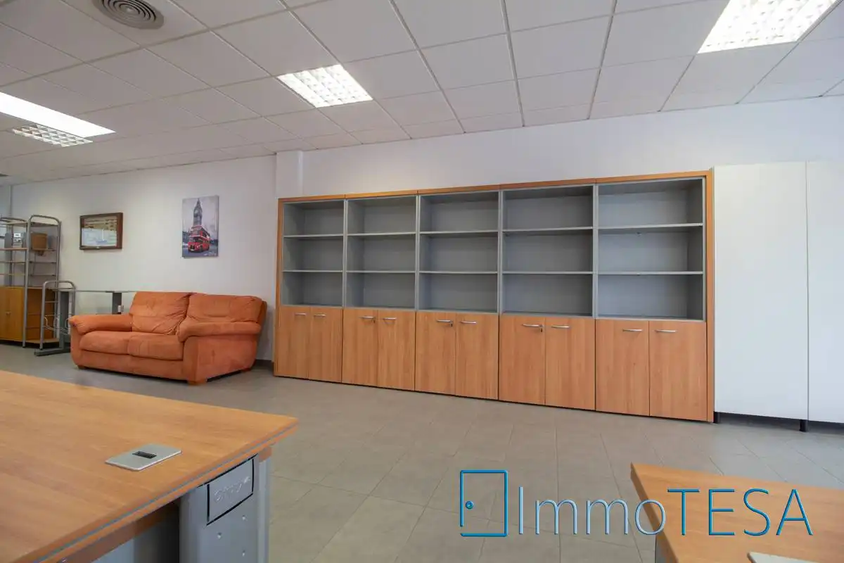 Oficina en venta en Barberà del Vallès con Aire acondicionado
