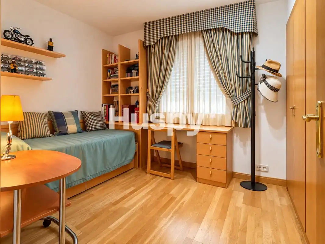Dormitori de Casa o xalet en venda en El Pinar - Punta Galea