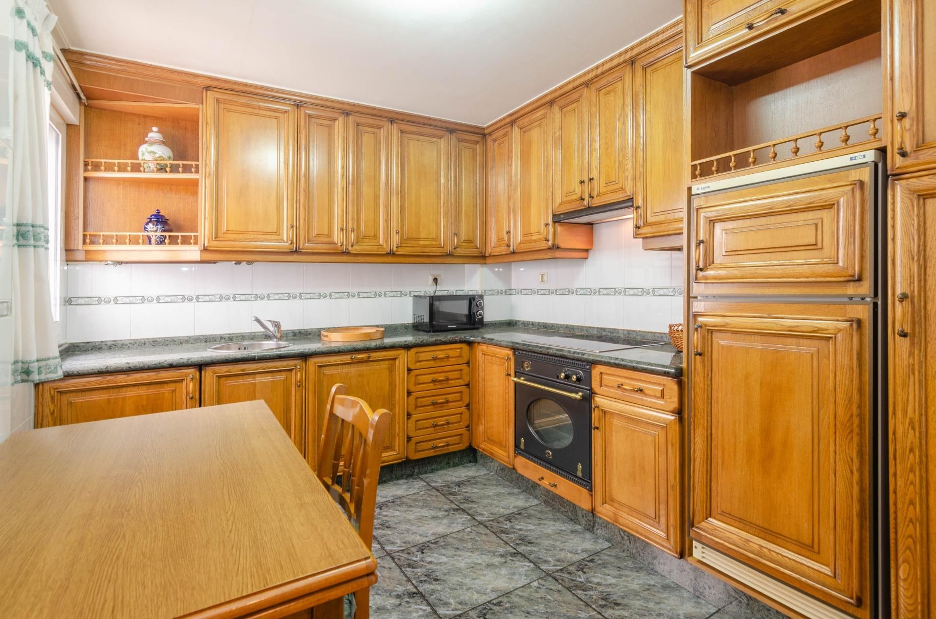 Küche von Wohnung zum verkauf in Mieres (Asturias)