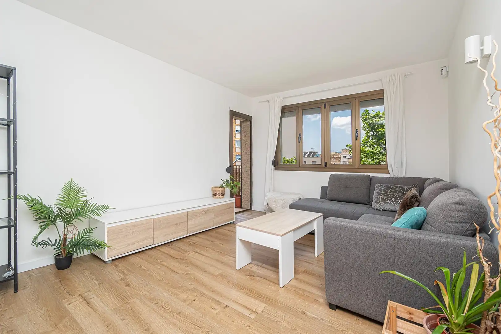 Sala de estar de Piso de alquiler en  Palma de Mallorca con Aire acondicionado, Calefacción y Amueblado