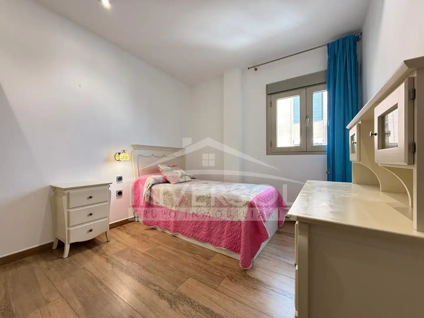 Bedroom of Flat for sale in Adra  with Air Conditioner, Heating and Furnished
