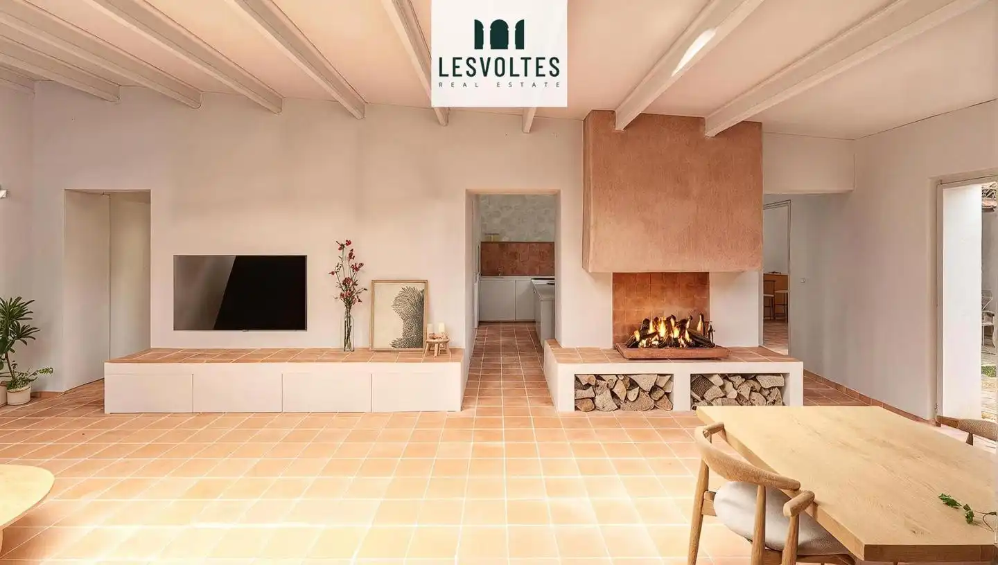 Casa con piscina en venta en Carrer Samaria, imagen 6