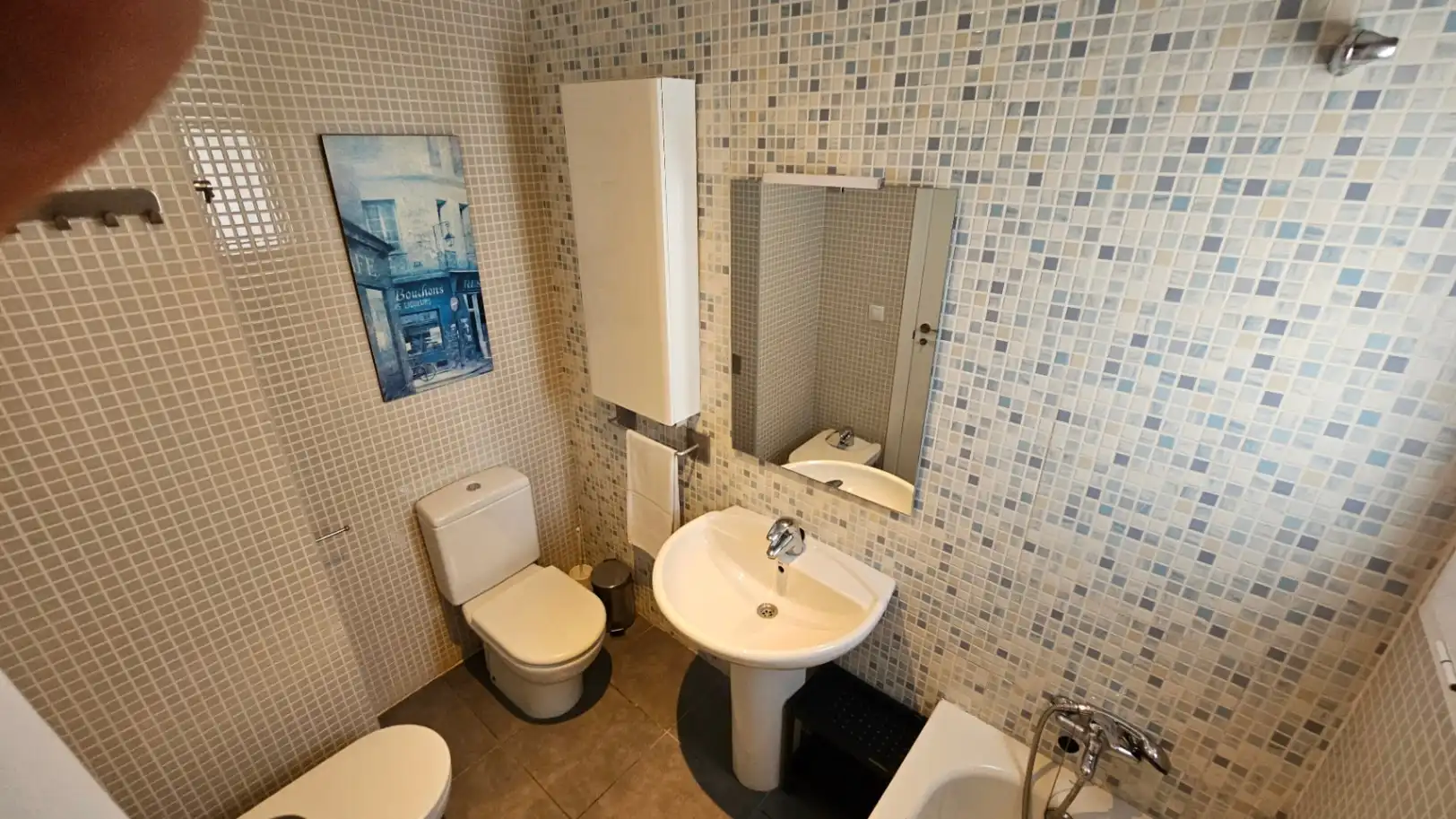 Badezimmer von Dachboden zum Verkauf in Alcalà de Xivert mit Klimaanlage, Heizung und Privatgarten