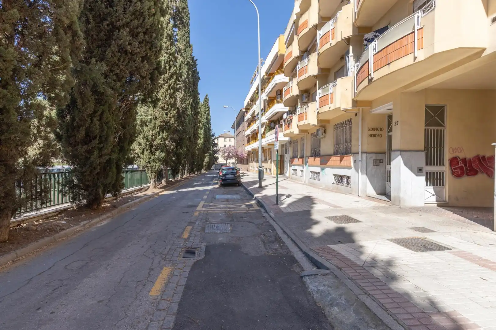 Vista exterior de Pis en venda en Granada amb Aire condicionat, Calefacció i Terrassa