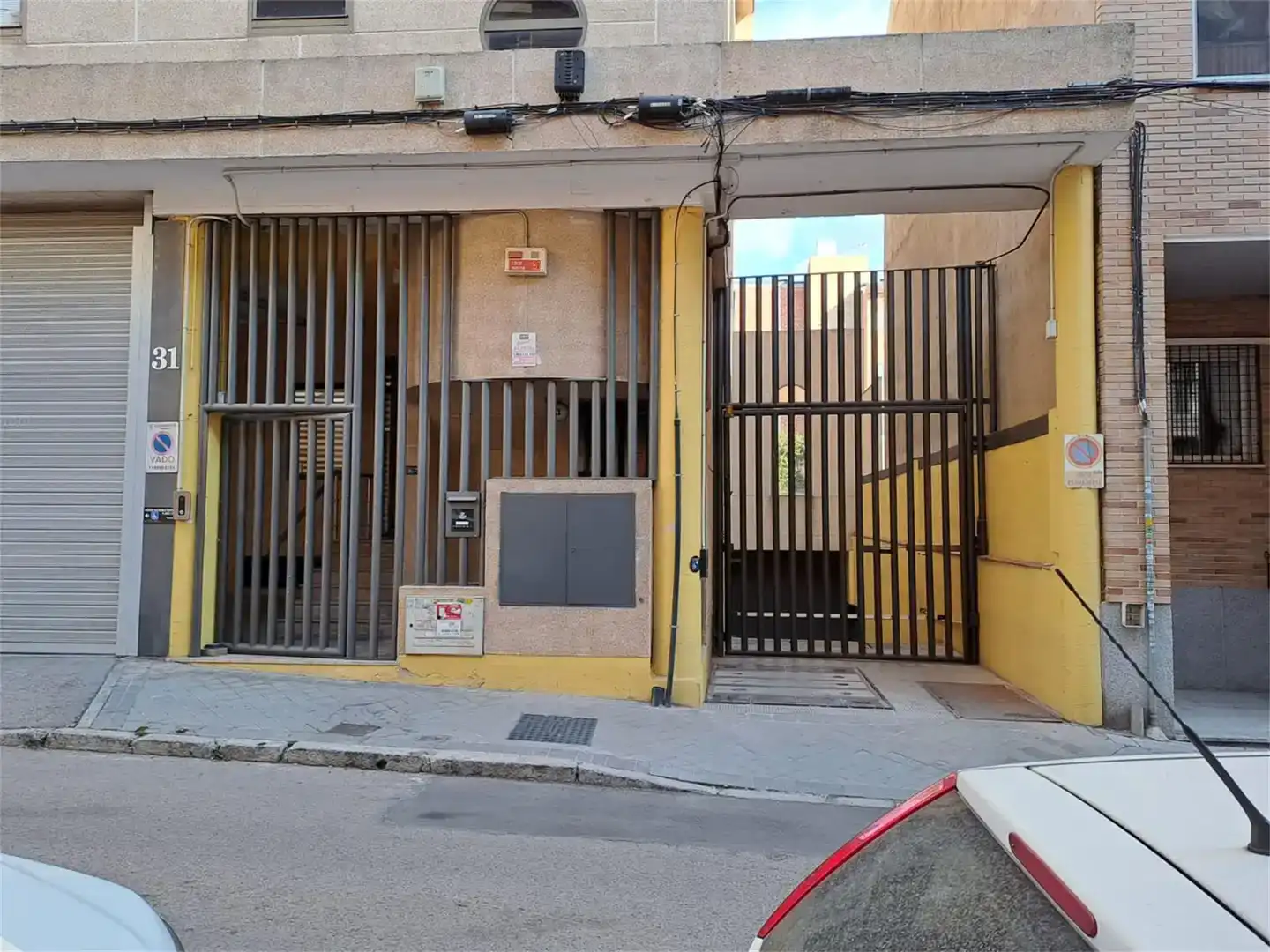 Exterior view of Commercial properties for rent in Madrid