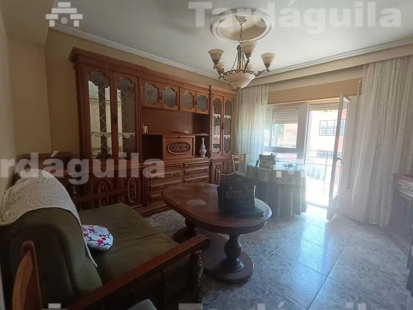 Sala de estar de Piso en venta en Salamanca con Calefacción, Trastero y Balcón