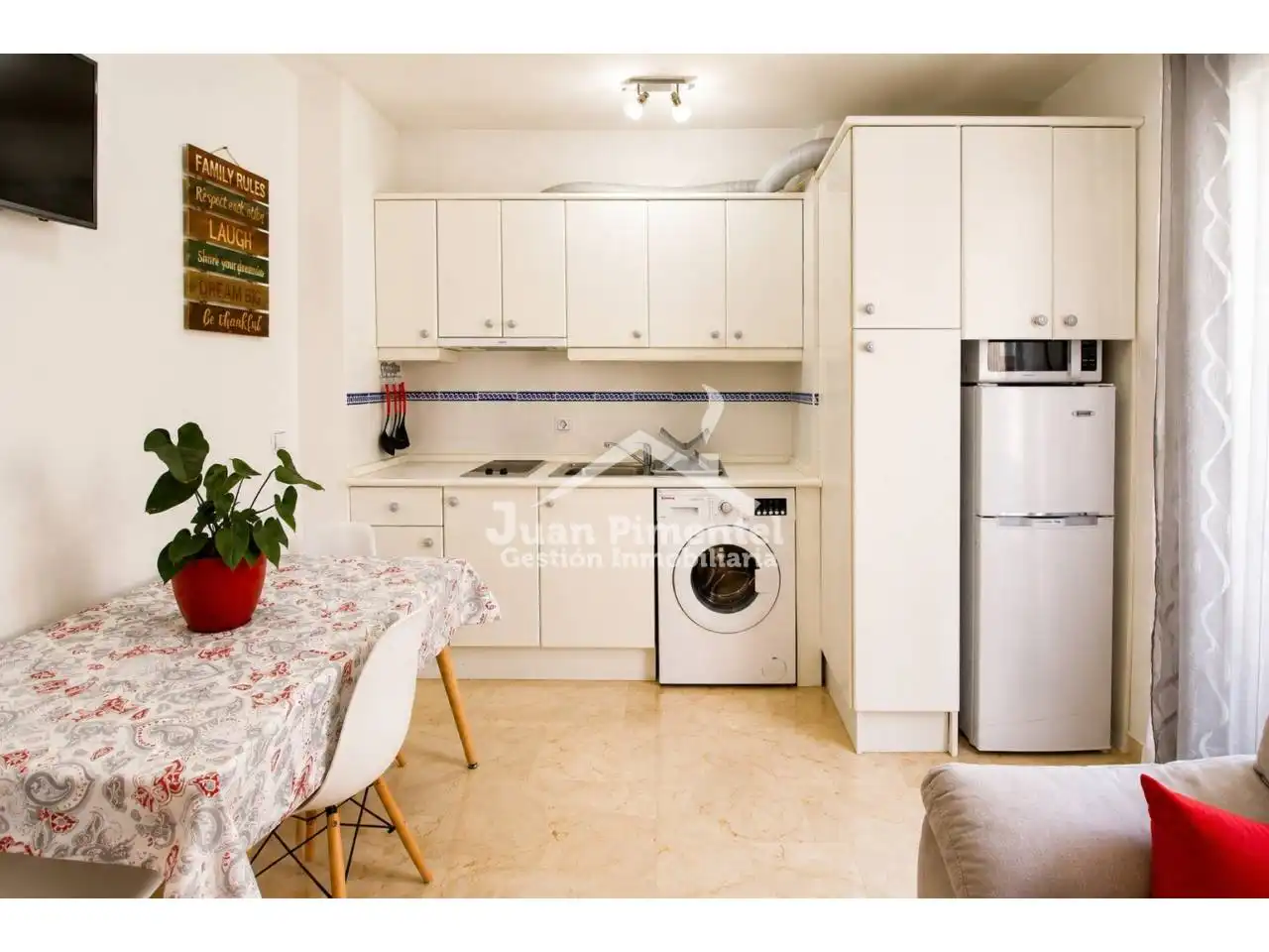 Cuina de Apartament en venda en Estepona amb Aire condicionat, Moblat i Balcó