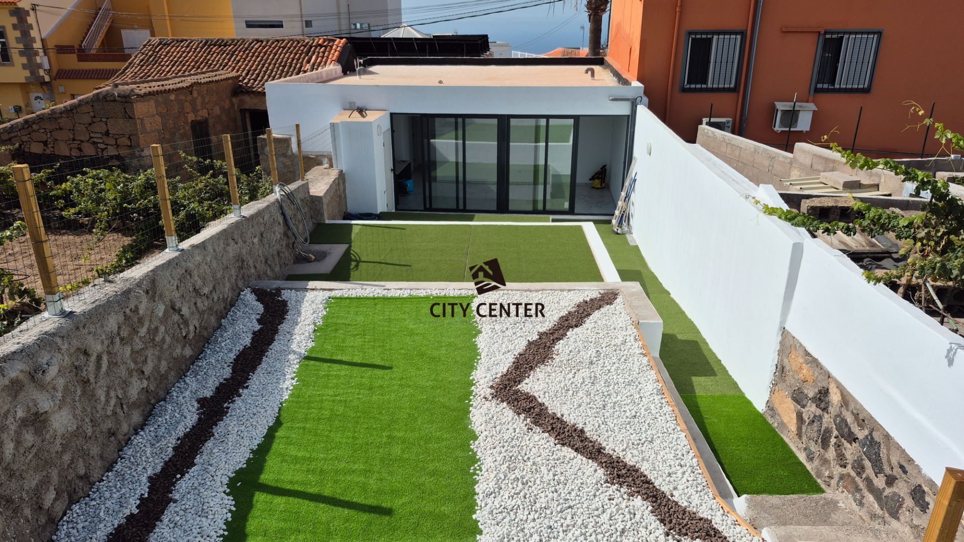 Terrassa de Casa o xalet en venda en San Miguel de Abona amb Jardí privat, Forn i Microones