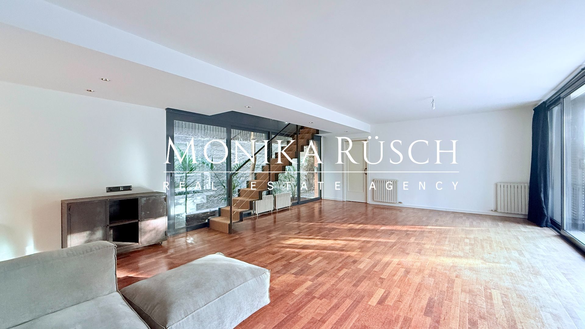 Living room of House or chalet for rent in  Barcelona Capital  with Air Conditioner, Heating and Terrace