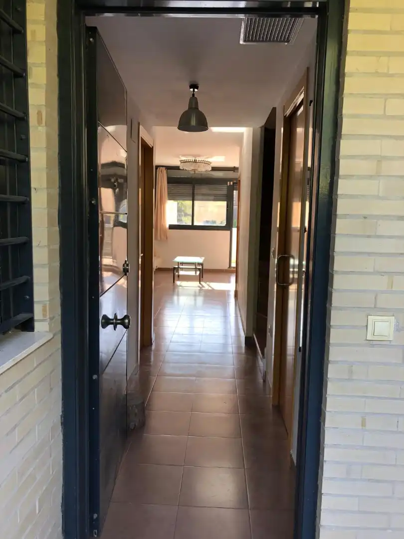 Casa adosada en venta en Gilet con Calefacción, Terraza y Horno