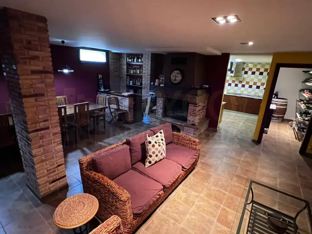 Casa o xalet en venda en Rodezno amb Jardí privat, Piscina i Forn