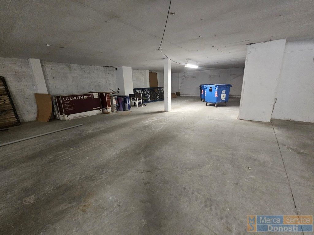 Nave industrial en venta en Lezo