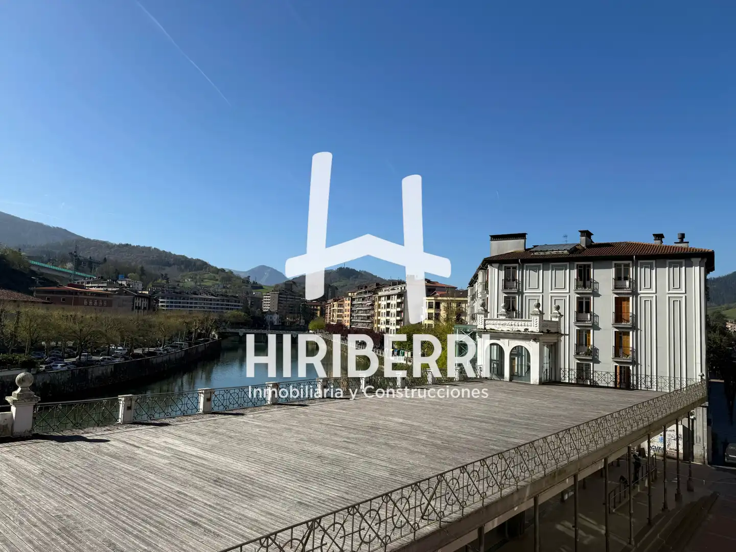 Vista exterior de Piso en venta en Tolosa con Amueblado y Balcón