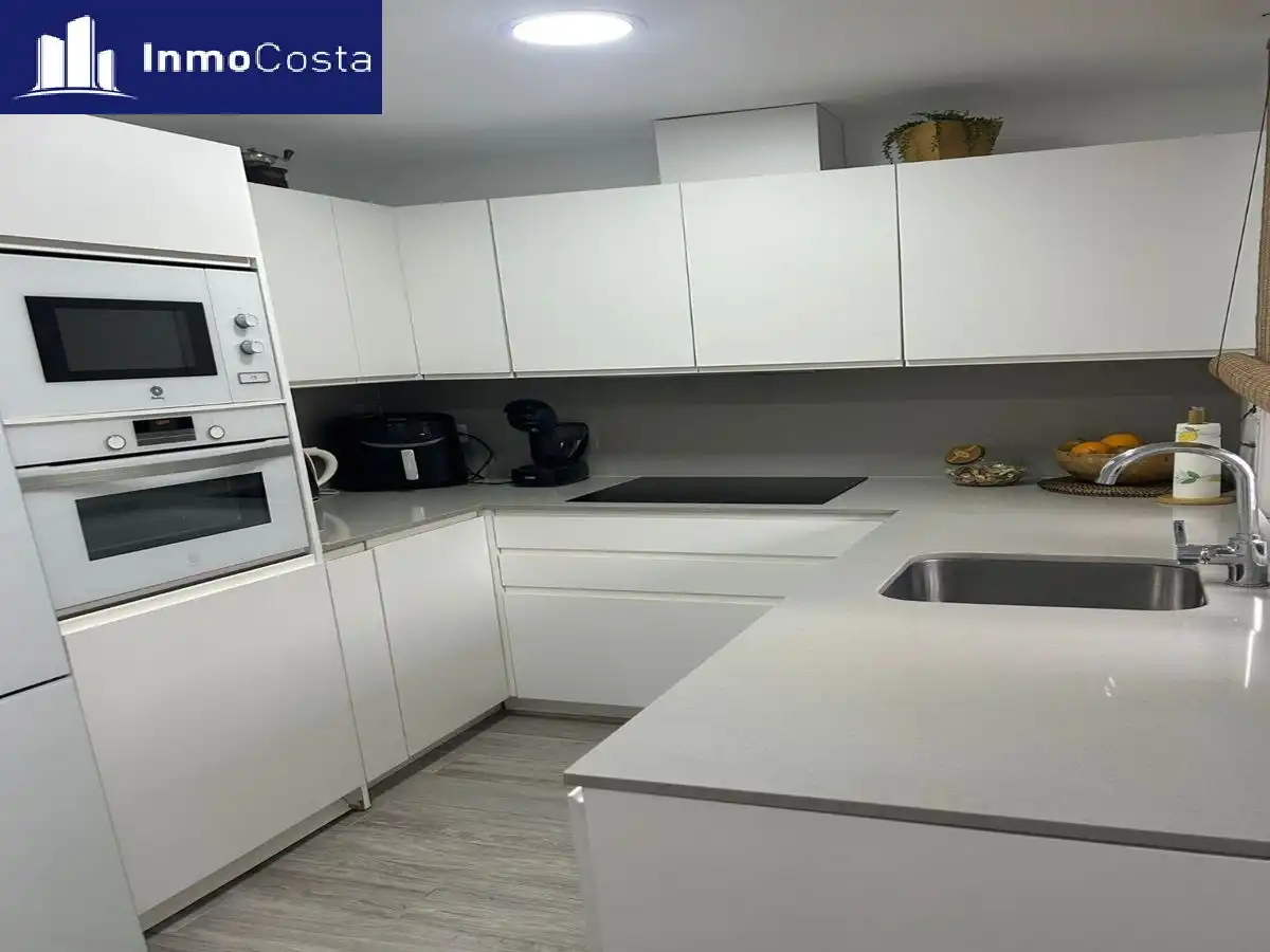 Cocina de Piso en venta en La Línea de la Concepción
