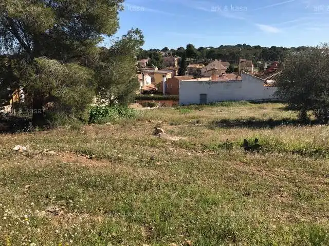 Residential for sale in La Pobla de Vallbona