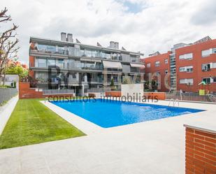 Swimming pool of Flat to rent in Sant Cugat del Vallès  with Terrace, Swimming Pool and Balcony
