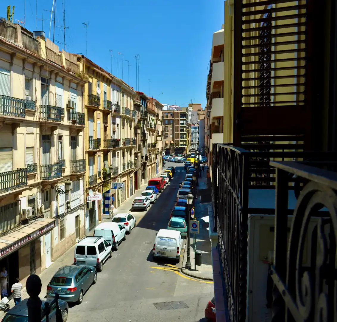 Vista exterior de Apartamento en venta en Valencia con Aire acondicionado, Calefacción y Horno