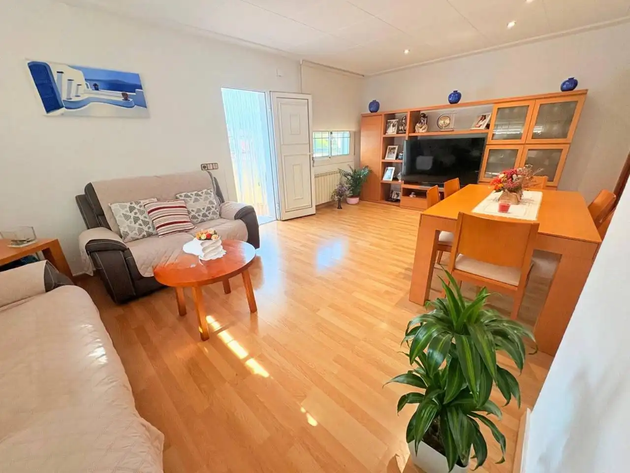 Living room of Houses for sale in Caldes de Malavella  with Air Conditioner, Heating and Private garden
