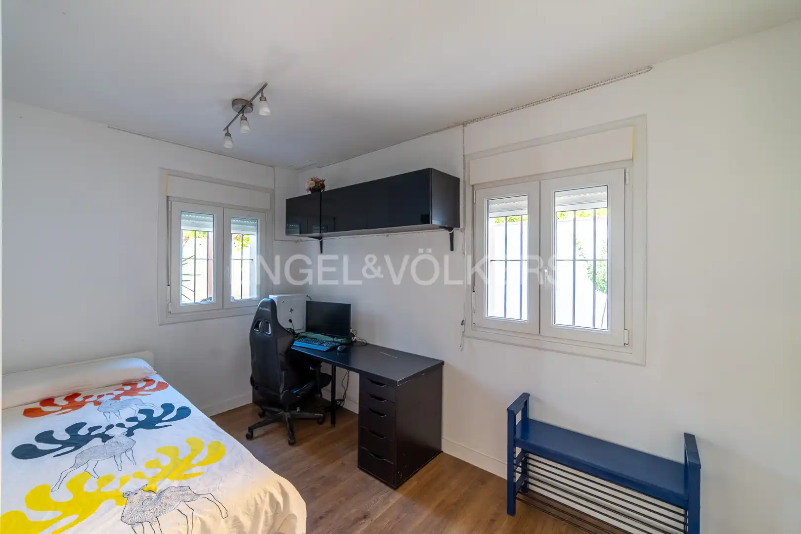 Dormitori de Casa o xalet en venda en San Fernando amb Calefacció, Jardí privat i Terrassa
