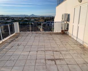 Terrassa de Apartament de lloguer en Oliva amb Aire condicionat, Calefacció i Jardí privat