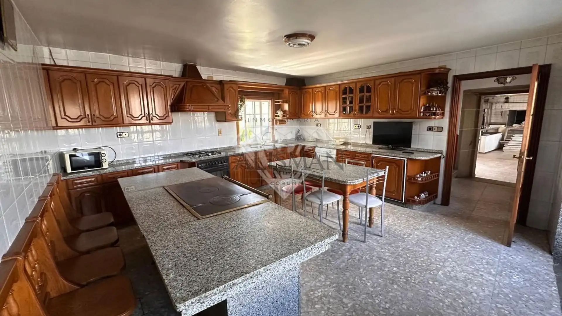 Küche von Haus oder Chalet zum Verkauf in A Estrada  mit Heizung, Privatgarten und Abstellraum