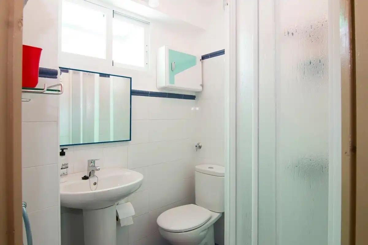 Baño de Finca rústica en venta en Güéjar Sierra con Jardín privado, Terraza y Piscina