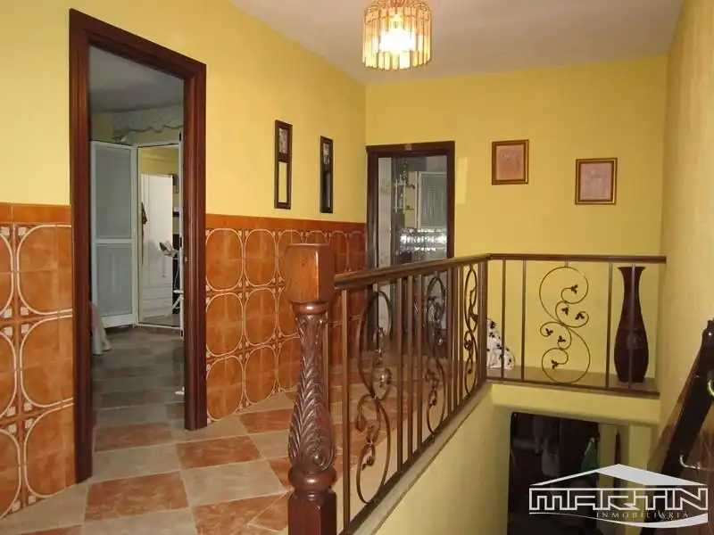 Casa o xalet en venda en Lucena amb Aire condicionat i Terrassa