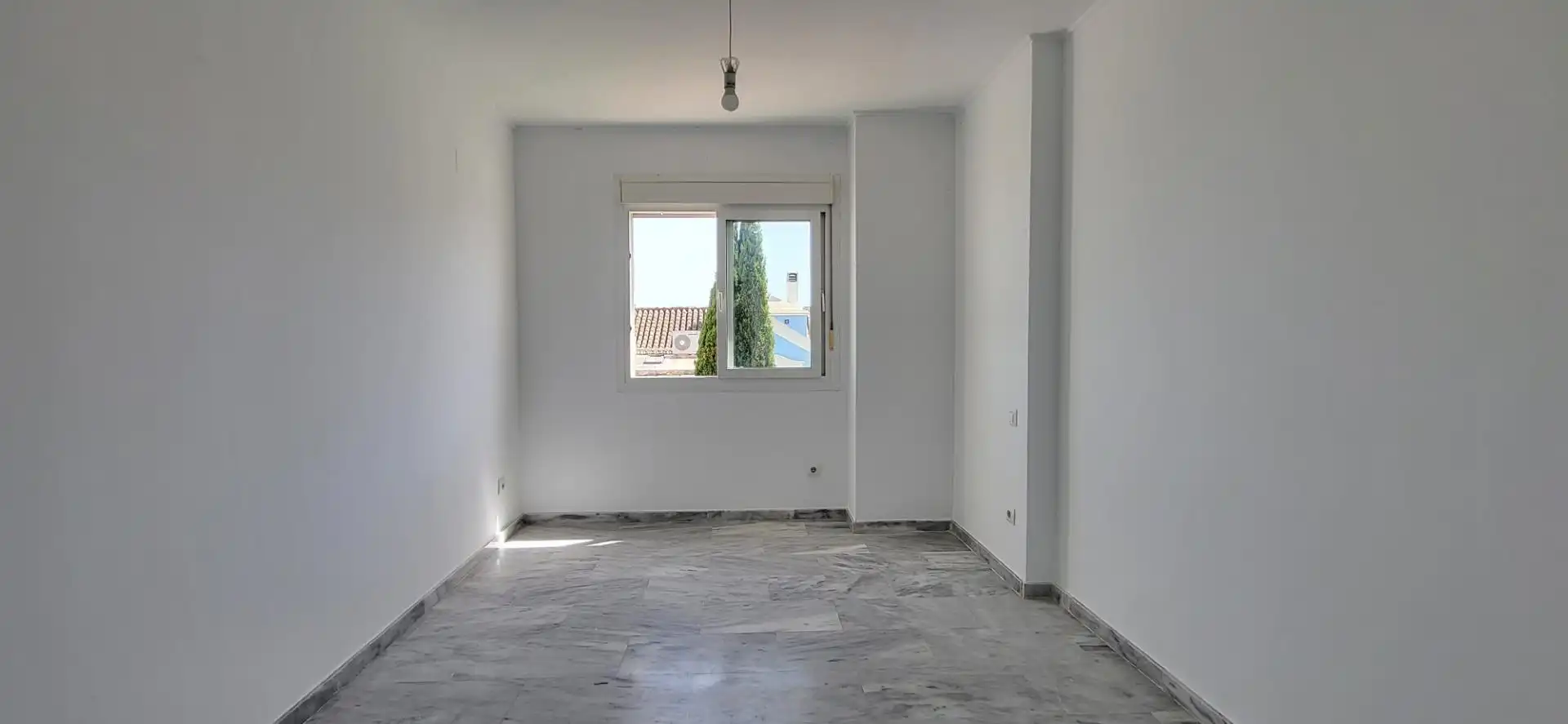 Apartament de lloguer en Marbella amb Jardí privat, Terrassa i Moblat