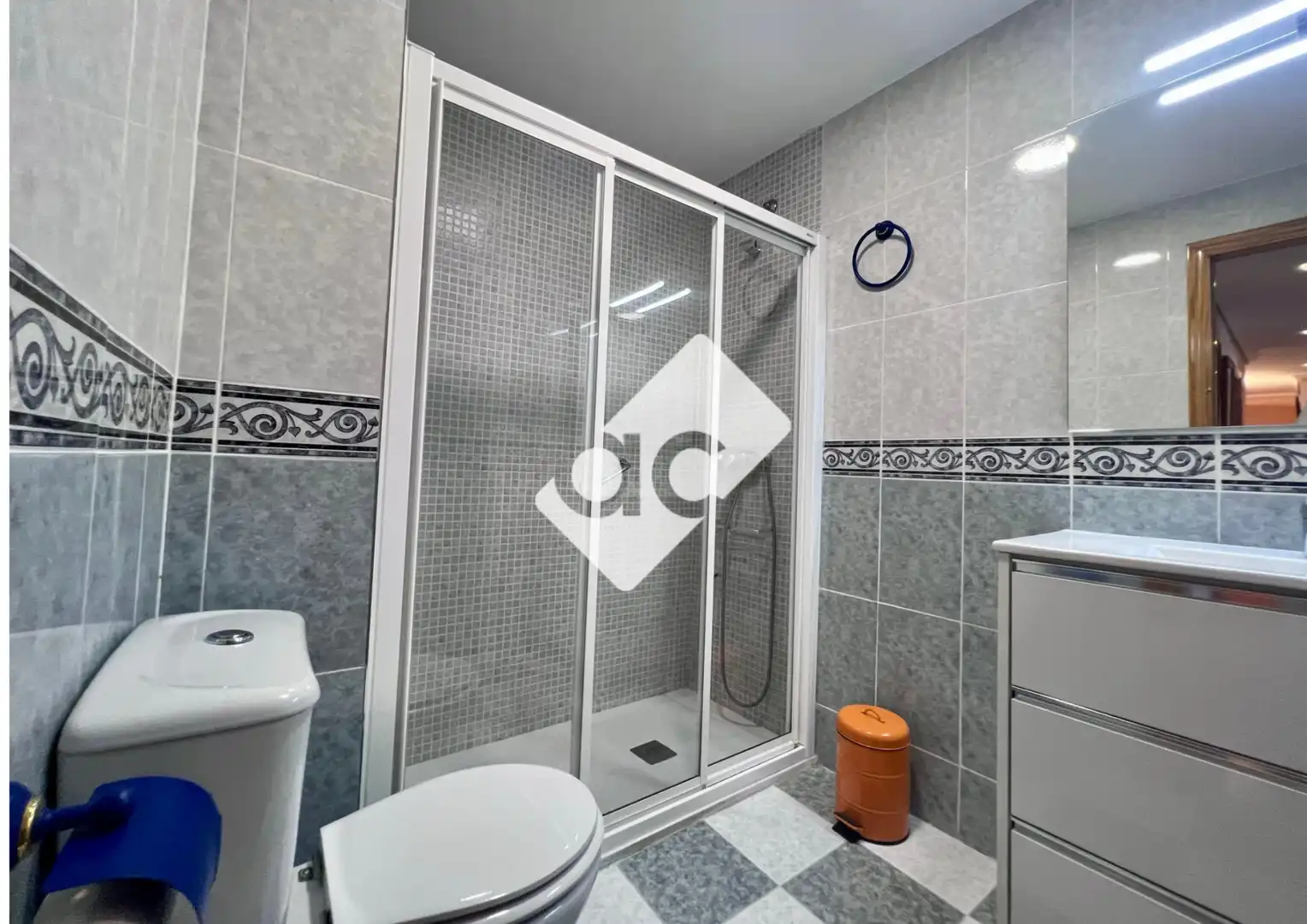 Bathroom of Flat for rent in Albal  with Air Conditioner, Heating and Furnished