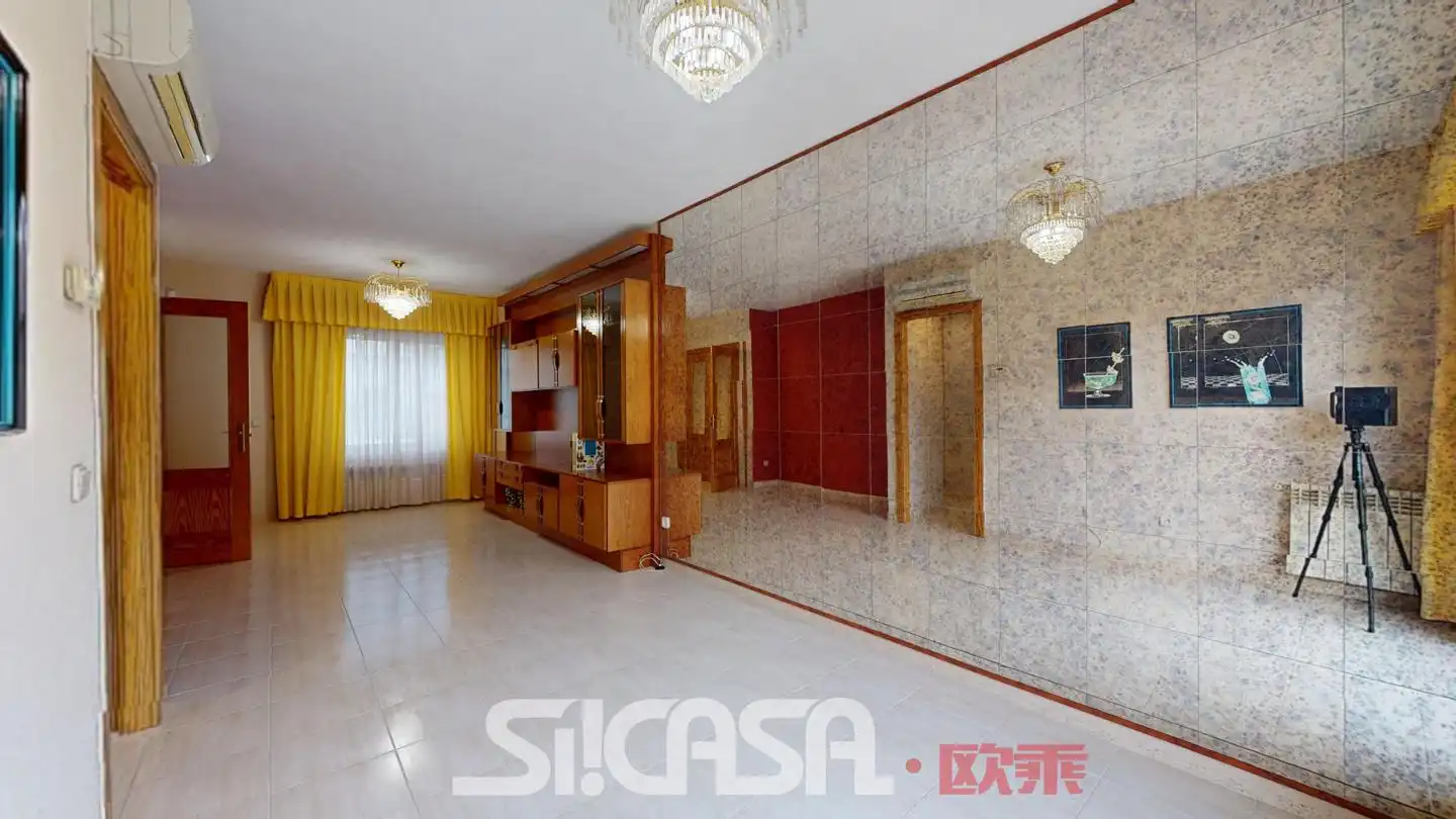 Living room of Detached homes for sale in Parla  with Air Conditioner, Heating and Private garden