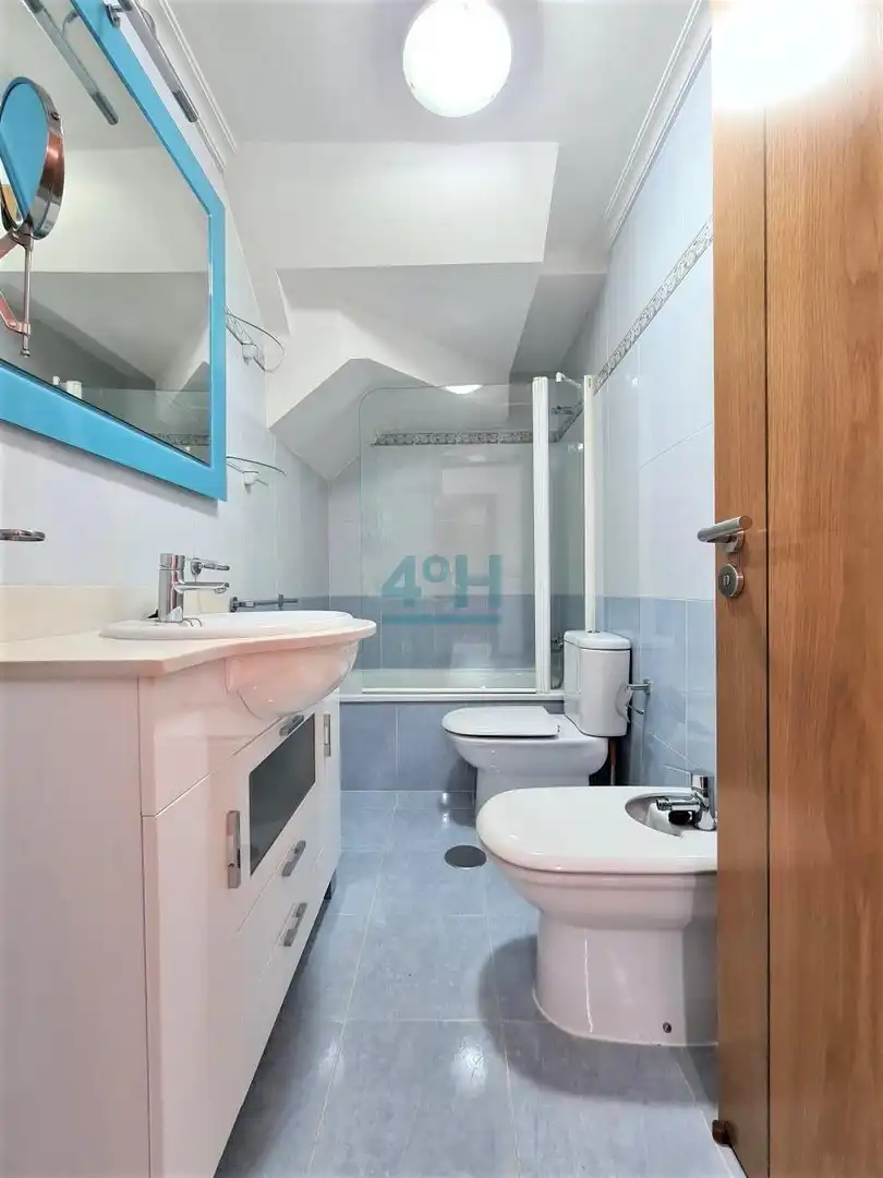 Bathroom of Duplexes for sale in Xinzo de Limia  with Heating and Storage room