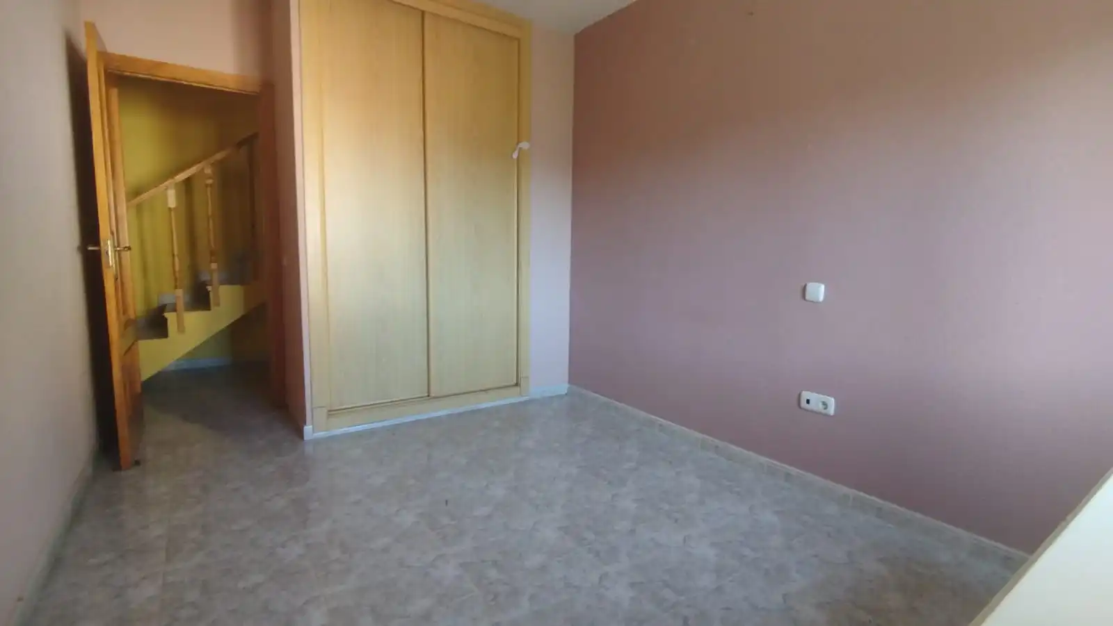 Dormitori de Casa adosada en venda en Uceda amb Calefacció, Jardí privat i Parquet