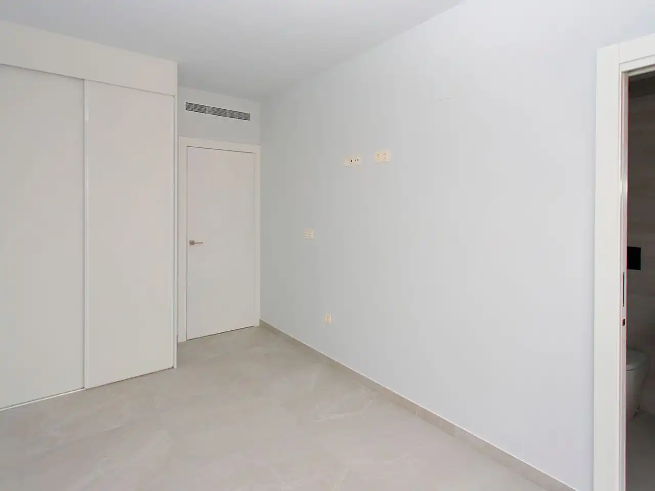 Piso con piscina en venta en Ramón gallud 164, imagen 14