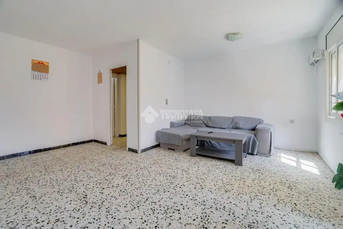 Appartamento con terrazza in vendita a Salut - Lloreda, imagen 7