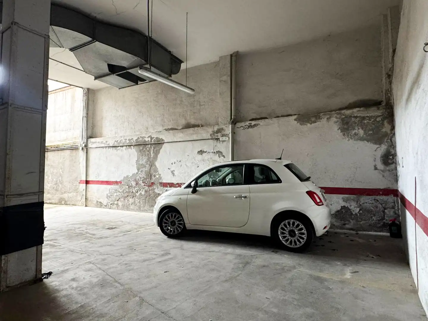 Parkplatz von Garage zur Miete in Madrid
