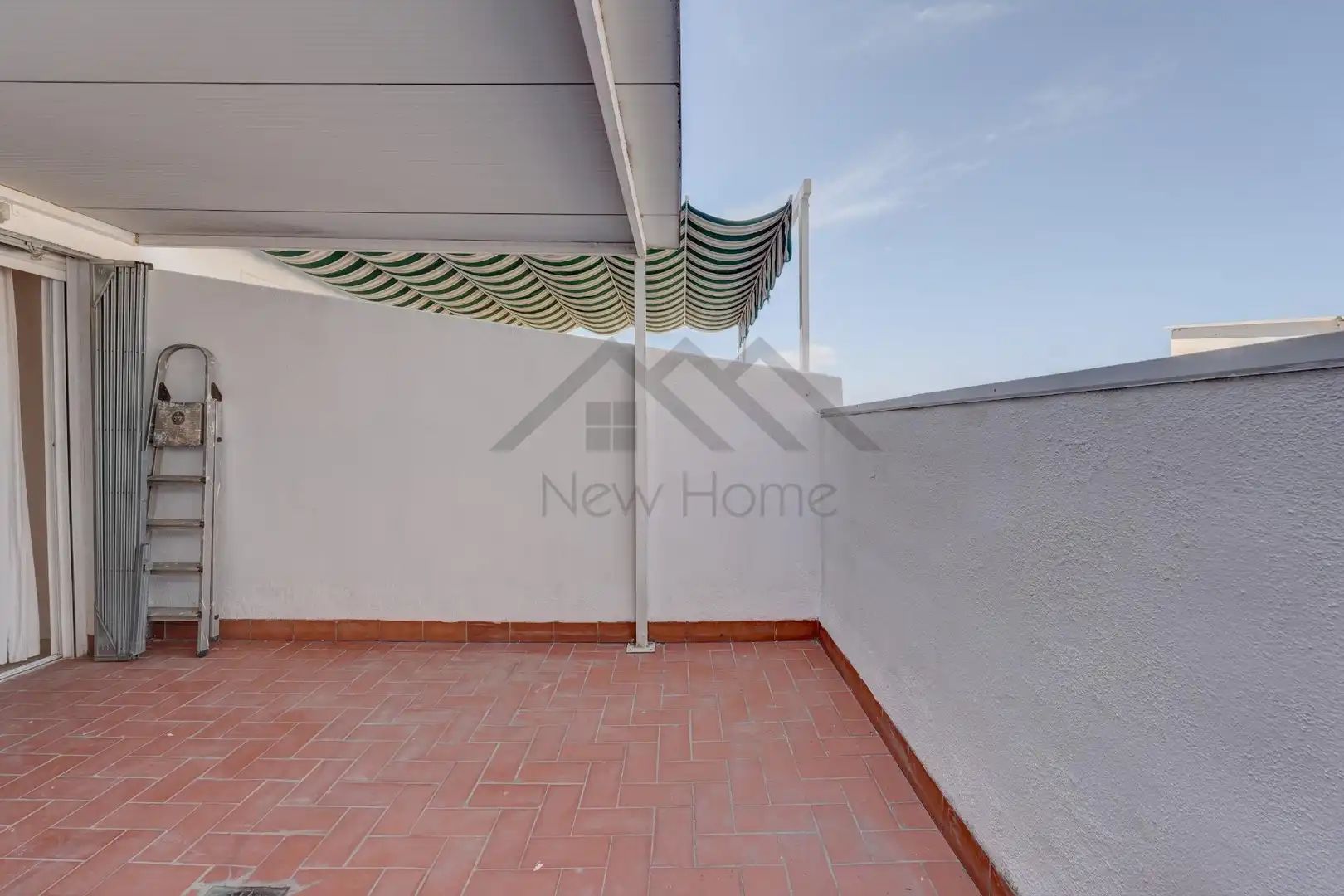 Terraza de Piso en venta en La Pobla de Vallbona con Aire acondicionado y Terraza